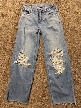American Eagle Outfitters Light Blue Distressed Straight-Leg Jeans